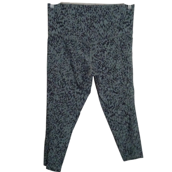 Athleta Salutation Stash Pocket 2 Printed 7/8 Tights Pockets Size 1X - Picture 5 of 9